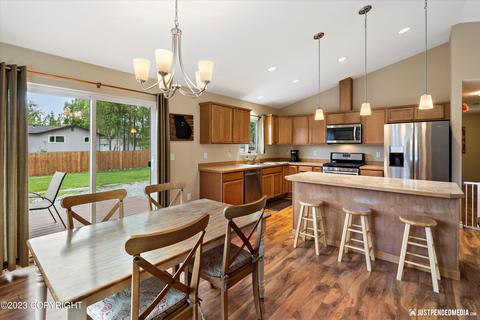 16630 Carla St, Eagle River, AK 99577 photo 9