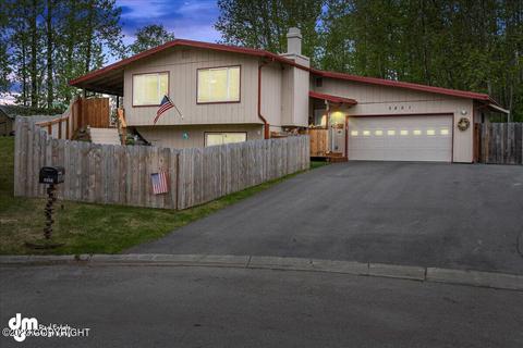 5801 E 9th Ct, Anchorage, AK 99504 photo 2