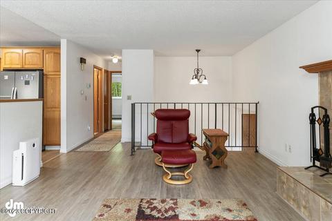 5801 E 9th Ct, Anchorage, AK 99504 photo 3