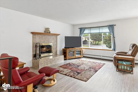 5801 E 9th Ct, Anchorage, AK 99504 photo 5