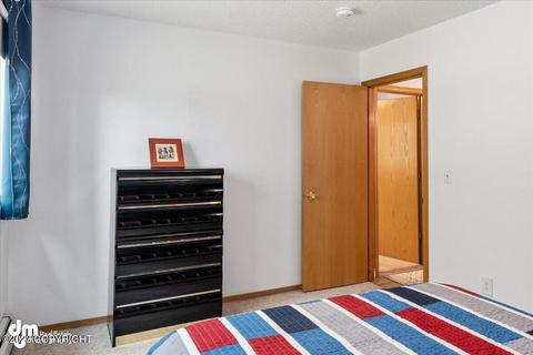 5801 E 9th Ct, Anchorage, AK 99504 photo 23