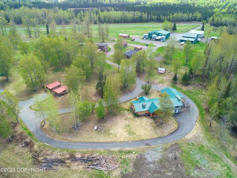 37211 Skywagon St, Soldotna, AK 99669