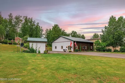 6510 E Beechcraft Rd, Wasilla, AK 99654