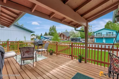 1901 E View Dr, Anchorage, AK 99504 photo 2