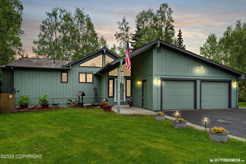 2431 Foxhall Dr, Anchorage, AK 99504