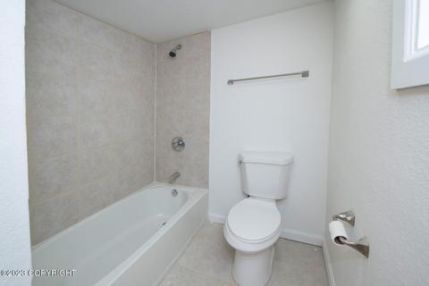 1404 E 11th Ave, Anchorage, AK 99501 photo 16