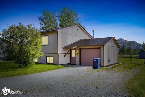 644 E Auklet Ave, Palmer, AK 99645
