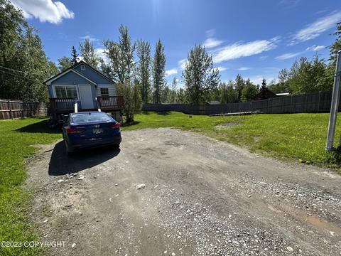 1379 N Williwaw Way, Wasilla, AK 99654