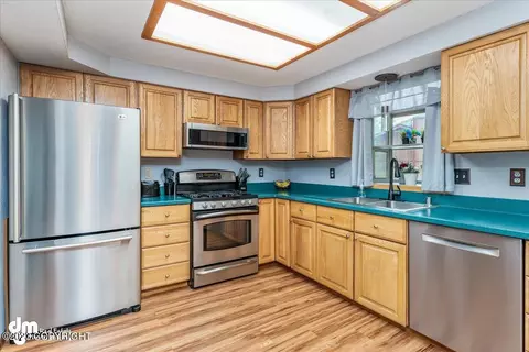 19920 Samalga Cir, Eagle River, AK 99577 photo 8