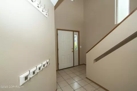 12039 Copper Mountain Dr, Eagle River, AK 99577 photo 4