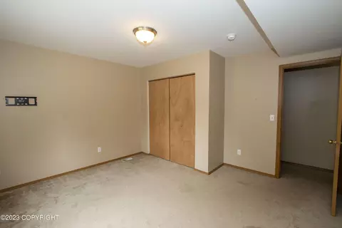12039 Copper Mountain Dr, Eagle River, AK 99577 photo 10