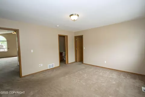 12039 Copper Mountain Dr, Eagle River, AK 99577 photo 25