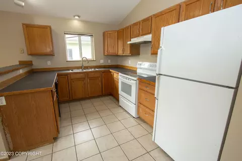 12039 Copper Mountain Dr, Eagle River, AK 99577 photo 18