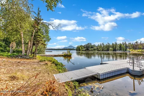 1090 E Lake Shore Ave, Wasilla, AK 99654