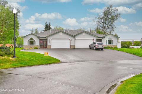 287 W London Rose Cir, Soldotna, AK 99669