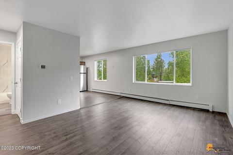 3404 Thompson Ave, Anchorage, AK 99508
