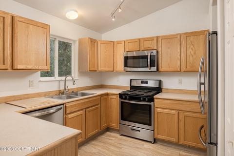 20420 Scenic Dr, Chugiak, AK 99567 photo 10