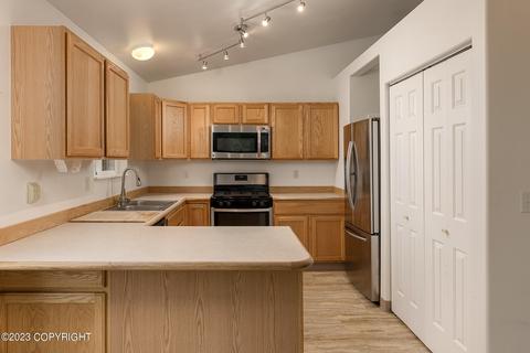 20420 Scenic Dr, Chugiak, AK 99567 photo 9