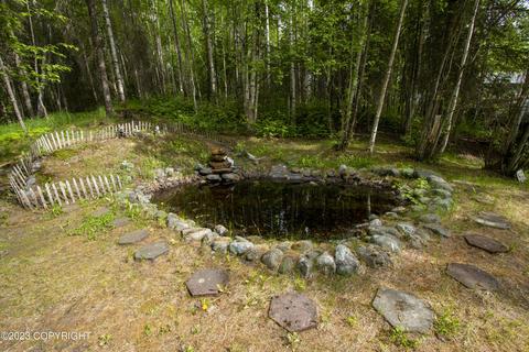 21113 Jayhawk Dr, Chugiak, AK 99567 photo 2