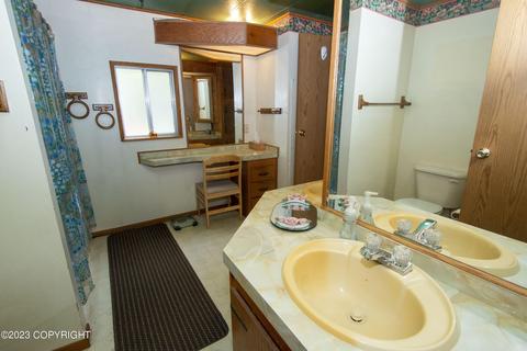 21113 Jayhawk Dr, Chugiak, AK 99567 photo 22