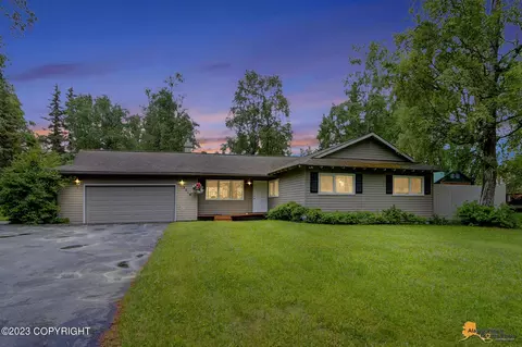3910 Mcmahon Ave, Anchorage, AK 99516