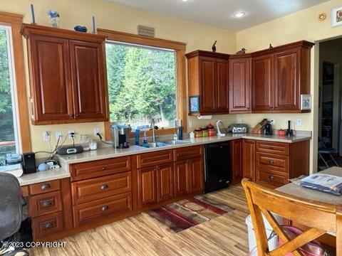 622 Council Dr, Wrangell, AK 99929