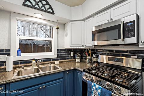 9518 W Parkview Terrace Loop, Eagle River, AK 99577 photo 13