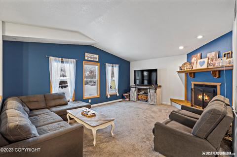 9518 W Parkview Terrace Loop, Eagle River, AK 99577 photo 5