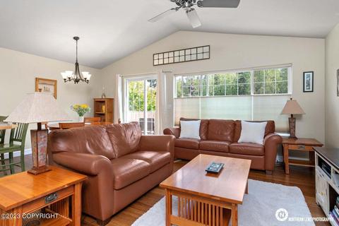 5840 Sapphire Loop, Anchorage, AK 99504 photo 3