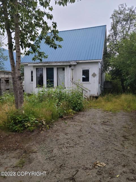 140 Kilbuck St, Bethel, AK 99559