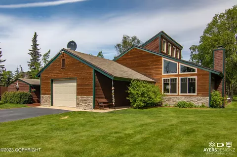 720 Muir Ave, Kenai, AK 99611