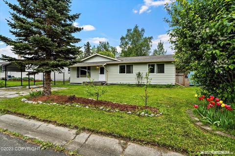 6154 E 21st Ave, Anchorage, AK 99504