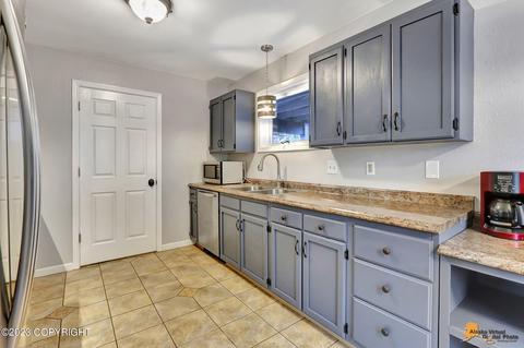 3429 E 66th Ave, Anchorage, AK 99507 photo 11