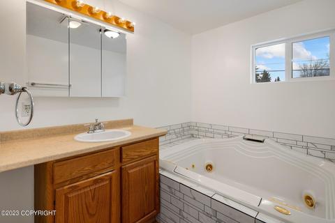8136 E 4th Ave, Anchorage, AK 99504 photo 35