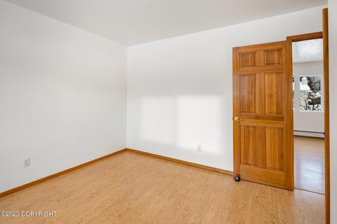 8136 E 4th Ave, Anchorage, AK 99504 photo 40