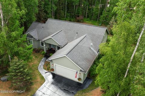 23600 Goliath Dr, Chugiak, AK 99567