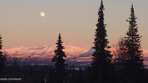 000 Trinity Lk, Skwentna, AK 99667