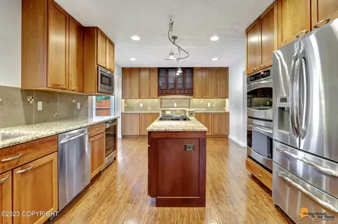 8960 Rendon Dr, Anchorage, AK 99507 photo 3