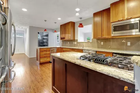 8960 Rendon Dr, Anchorage, AK 99507 photo 7
