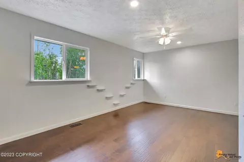 8960 Rendon Dr, Anchorage, AK 99507 photo 29