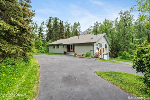 32540 Eagle River Rd, Eagle River, AK 99577
