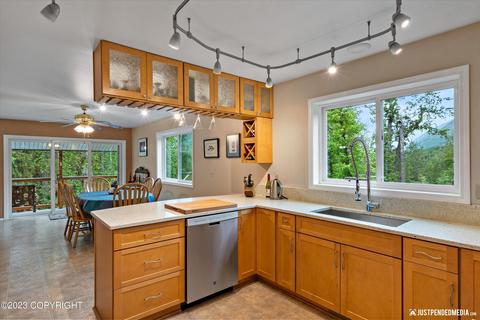 32540 Eagle River Rd, Eagle River, AK 99577 photo 19