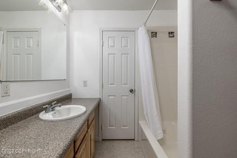 11210 Kaskanak Cir, Eagle River, AK 99577 photo 32