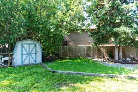 9532 Dundas Cir, Eagle River, AK 99577 photo 4