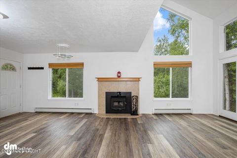 21035 River Park Dr, Eagle River, AK 99577 photo 6