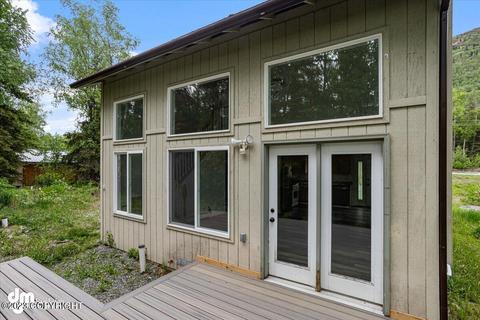 21035 River Park Dr, Eagle River, AK 99577 photo 22