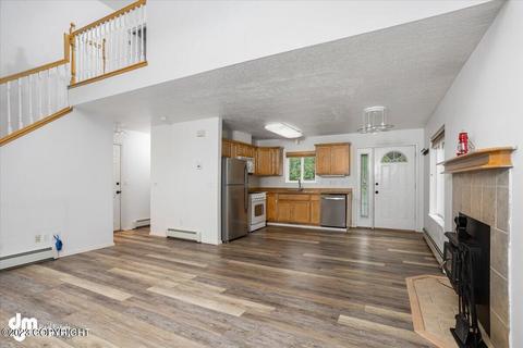 21035 River Park Dr, Eagle River, AK 99577 photo 11