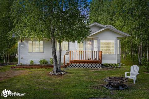 2615 W Snowcrest Dr, Wasilla, AK 99654
