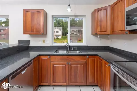 18830 Katelyn Cir, Eagle River, AK 99577 photo 11