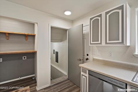 5561 Alora Loop # 17, Anchorage, AK 99504 photo 15